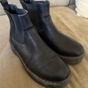 UNIONBAY Black Chunky Boots